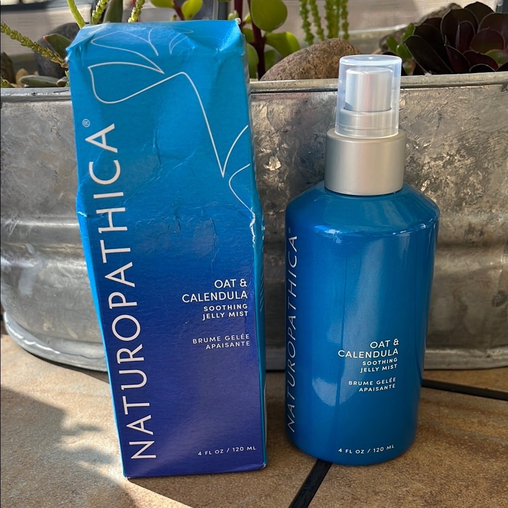 Naturopathica Oat & Calendula Soothing Jelly Mist